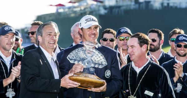 2015-02-02t000806z_1603651195_nocid_rtrmadp_3_pga-waste-management-phoenix-open-final-round_reuters