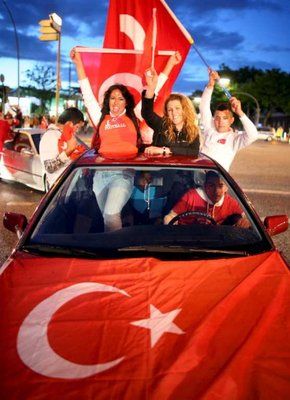 2008-06-15-00000301383943