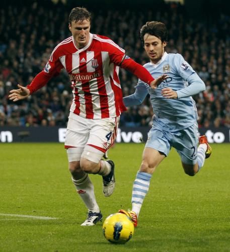 2011-12-21t215406z_01_pnn59_rtridsp_3_soccer-england_reuters