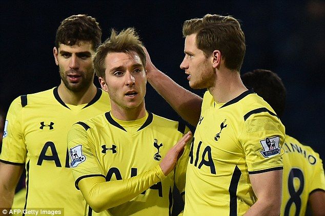 2538883400000578-2937645-image-a-25_1422960781966