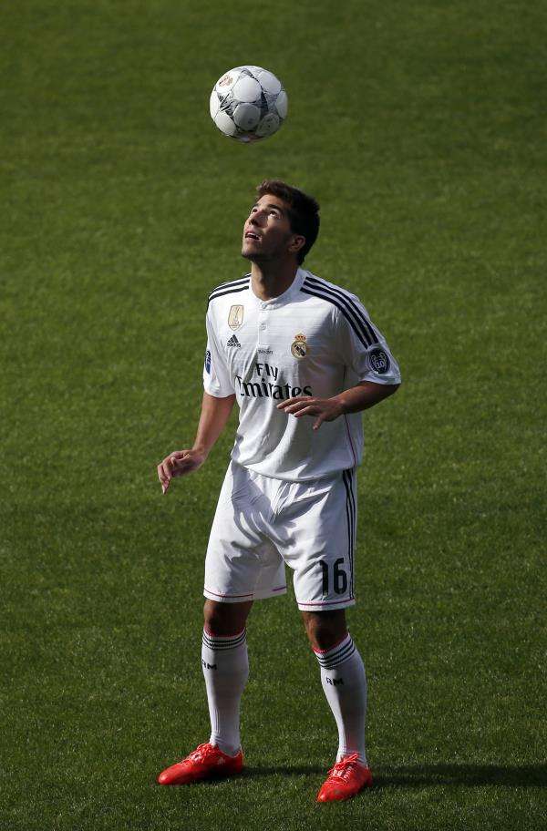 2015-01-26t163727z_931300820_gm1eb1q1q7j01_rtrmadp_3_soccer-spain-real-silva_reuters
