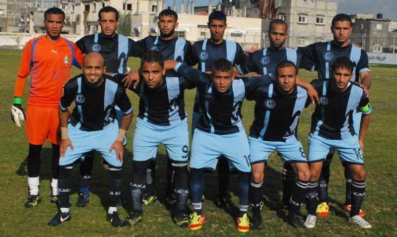 الهلال يوقف الاتحاد 
