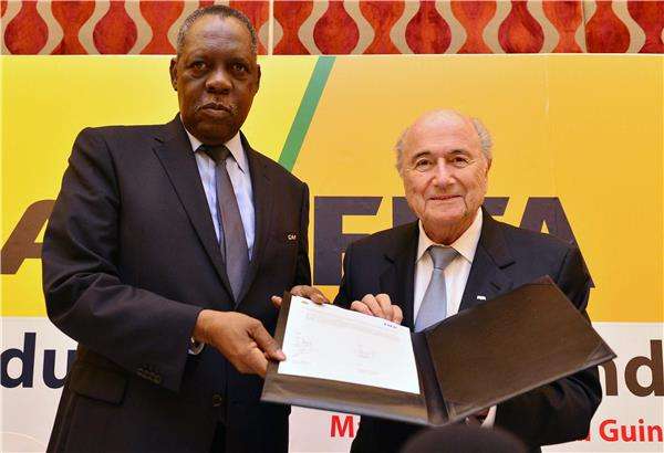  بلاتر وحياتو 