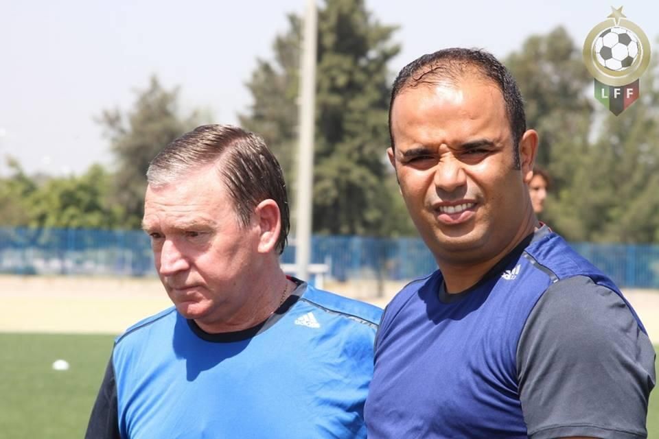 خافيير كليمنتي ومترجمه عصام الشكري