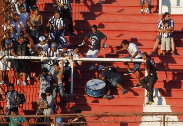 2015-02-11t005549z_1184629424_gm1eb2b0opy01_rtrmadp_3_soccer-libertadores_reuters