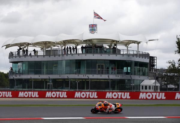 2014-08-30t145133z_1010460695_gm1ea8u1re301_rtrmadp_3_motorcycling-prix_reuters