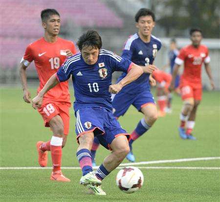 من لقاء أولمبي اليابان وسنغافورة