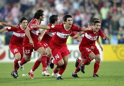 تركيا تريد مواصلة افراحها ومعجزاتها والتغلب على المانيا