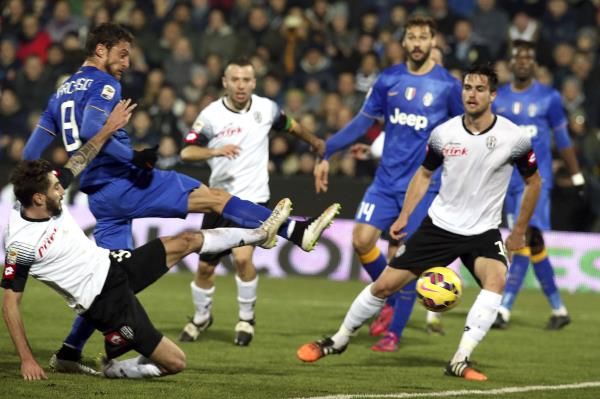 2015-02-15t204000z_863307209_gm1eb2g0cw901_rtrmadp_3_soccer-italy_reuters