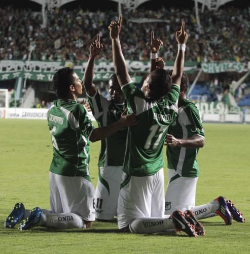 2011-09-23t032336z_01_js07_rtridsp_3_soccer-latam_reuters