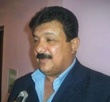 ناظم شاكر