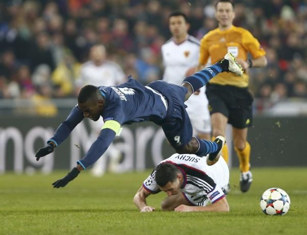 2015-02-18t212200z_258671579_lr2eb2i1ncdp0_rtrmadp_3_soccer-champions_reuters