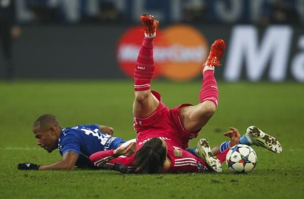 2015-02-18t203133z_1410596257_lr2eb2i1l0ao2_rtrmadp_3_soccer-champions_reuters