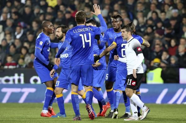 2015-02-15t204327z_619991323_gm1eb2g0d2k01_rtrmadp_3_soccer-italy_reuters