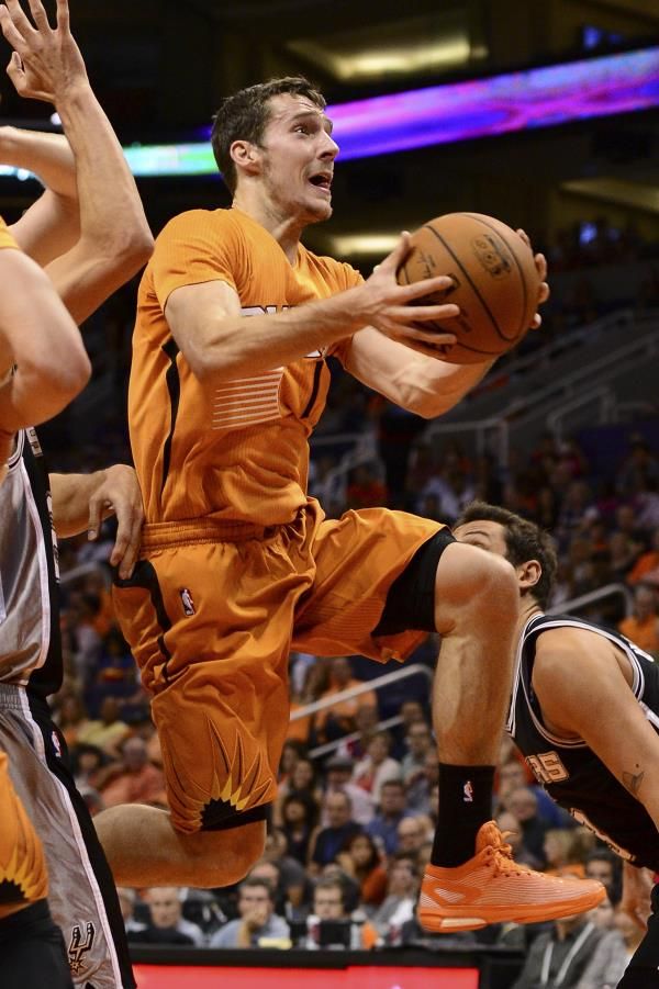 2014-11-01t033352z_984742334_nocid_rtrmadp_3_nba-san-antonio-spurs-at-phoenix-suns_reuters