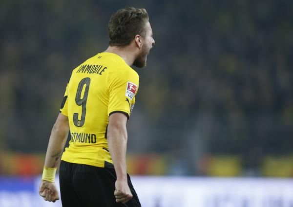 2014-12-17t210123z_325110645_gm1eaci0dju01_rtrmadp_3_soccer-germany_reuters