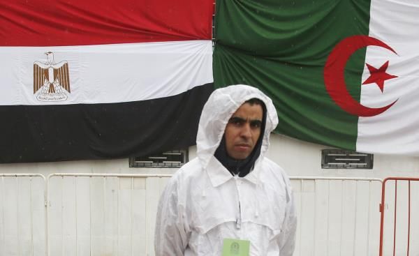 2015-02-21t151029z_2126596561_gm1eb2l1s7i01_rtrmadp_3_soccer-africa-algeria_reuters