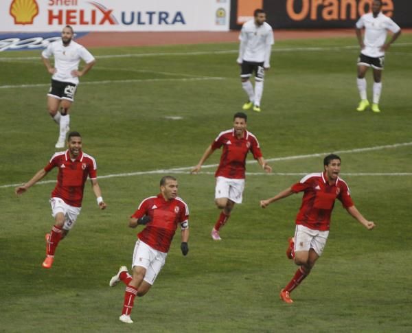 2015-02-21t200725z_458169234_gm1eb2m0b9f01_rtrmadp_3_soccer-africa-algeria_reuters