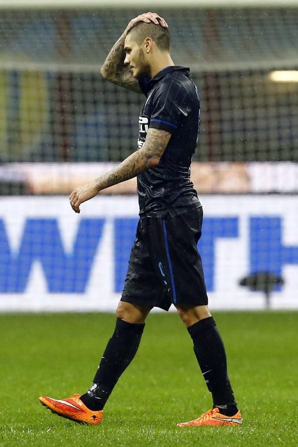 2014-11-09t215509z_1021980178_gm1eaba0gcz01_rtrmadp_3_soccer-italy_reuters