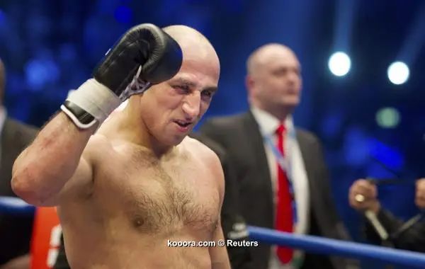 ?i=reuters%2f2015-02-21%2f2015-02-21t233550z_345320773_gm1eb2m0l0c01_rtrmadp_3_germany-boxing_reuters