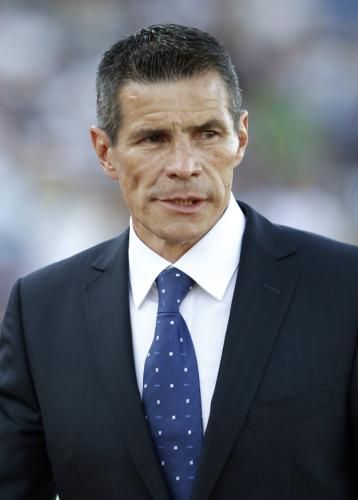 2011-10-16t010729z_01_mex59_rtridsp_3_soccer-latam_reuters