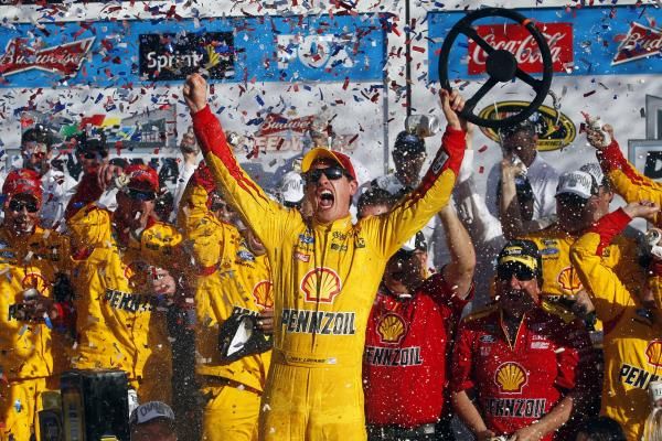 2015-02-22t215934z_1301095253_nocid_rtrmadp_3_nascar-daytona-500_reuters