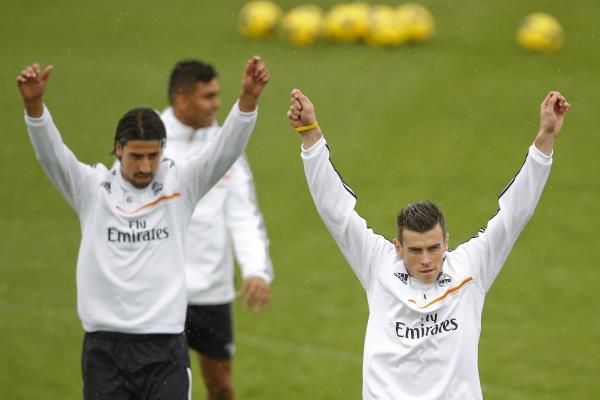 2013-10-25t163120z_241605469_gm1e9aq01d801_rtrmadp_3_soccer-spain-clasico_reuters