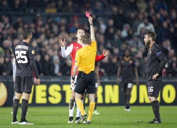 2015-02-26t214138z_329691234_gm1eb2r0fek01_rtrmadp_3_soccer-europa_reuters