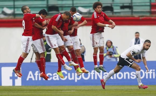 2015-02-21t195859z_1635039892_gm1eb2m09j601_rtrmadp_3_soccer-africa-algeria_reuters