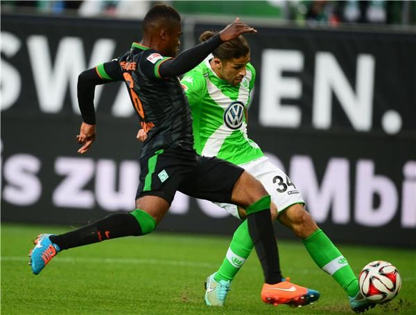 من لقاء الذهاب بين الفريقين