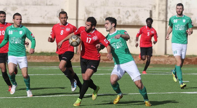 من مباراة الأنصار مع الأخاء في بحمدون اليوم السبت