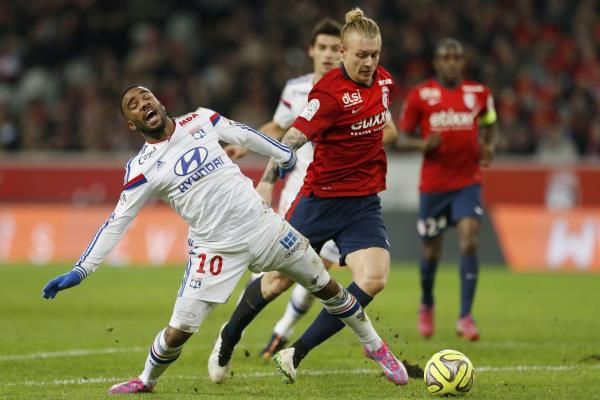 2015-02-28t165428z_1643915539_gm1eb3102eo01_rtrmadp_3_soccer-france_reuters