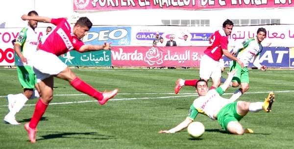 من مباراة النجم الساحلي وقوافل قفصة