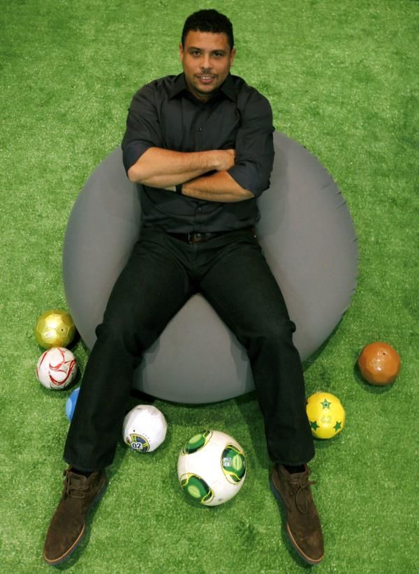 2014-05-23t223607z_680418017_gm1ea5o0i4a01_rtrmadp_3_soccer-brazil-ronaldo_reuters