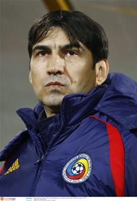 2008-04-01-ai_4754319_victorpiturca_002