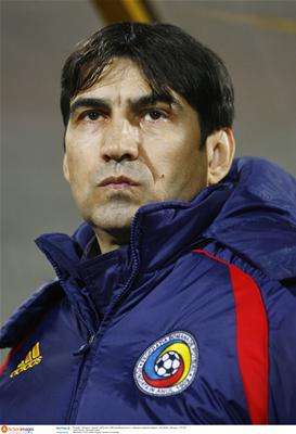 2008-04-01-ai_4754319_victorpiturca_002