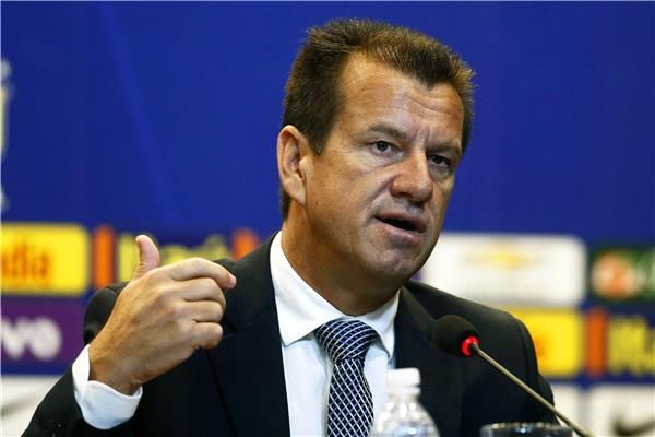 كارلوس دونجا 