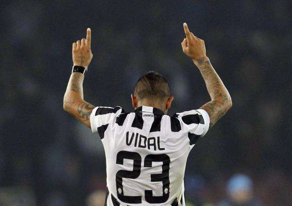 2015-01-11t215748z_93227382_gm1eb1c0geu01_rtrmadp_3_soccer-italy_reuters