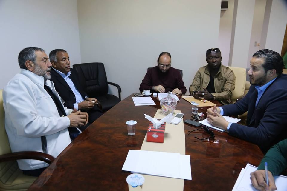 جانب من الاجتماع الذي عقد بخصوص تنظيم البطولة