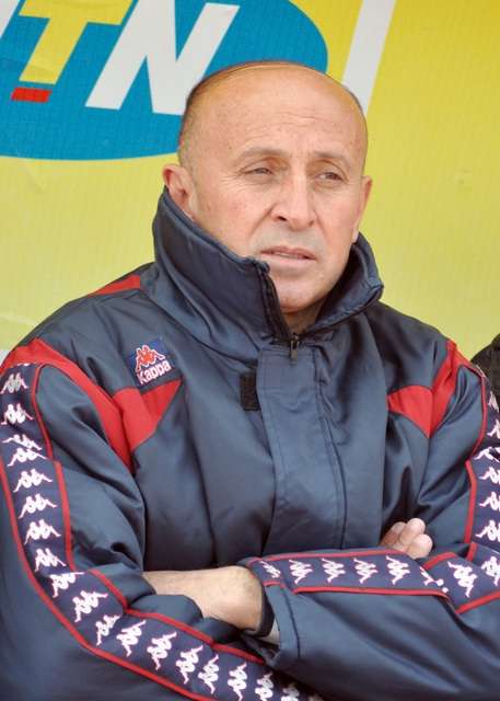 محي الدين تمو المدير الفني لفريق الجهاد