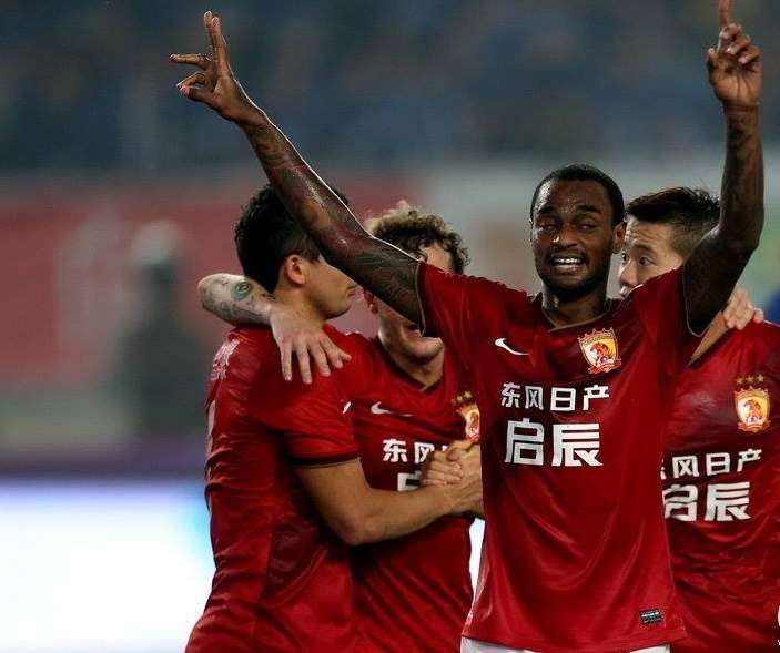 guangzhou-vs-jiangsu-sainty-2-0-2