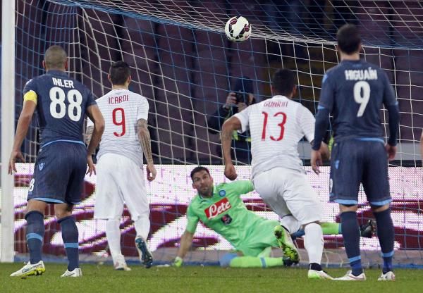 2015-03-08t214237z_1424021677_gm1eb390frk01_rtrmadp_3_soccer-italy_reuters