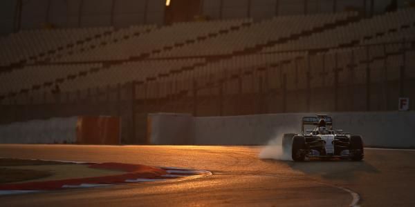 2015-02-20t185956z_885677507_gm1eb2l07un01_rtrmadp_3_motor-racing-testing_reuters