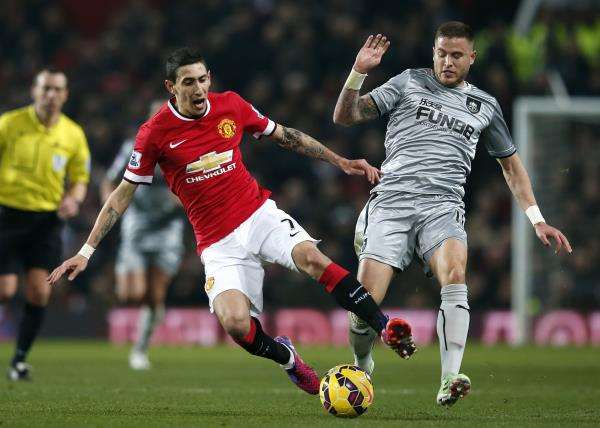 2015-02-11t203350z_1010643412_gm1eb2c0civ01_rtrmadp_3_soccer-england_reuters