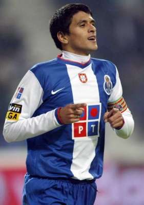 الأرجنتيني  لوتشو جونزاليس 