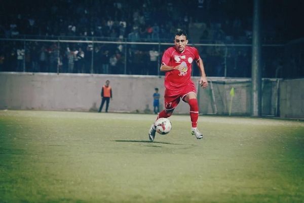 أحمد ماهر لاعب اهلي الخليل