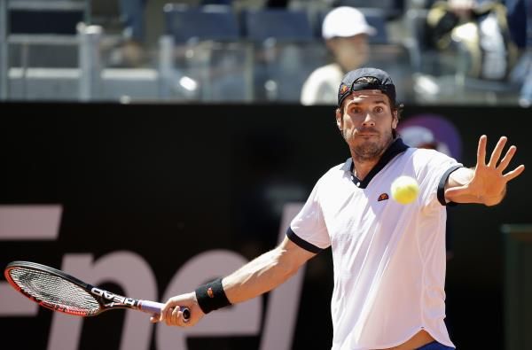 2014-05-15t110350z_1684399541_gm1ea5f1gw601_rtrmadp_3_tennis-men-rome_reuters