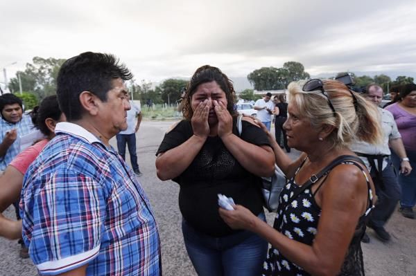 2015-03-11t002012z_1678584610_gm1eb3b0n1101_rtrmadp_3_argentina-crash_reuters