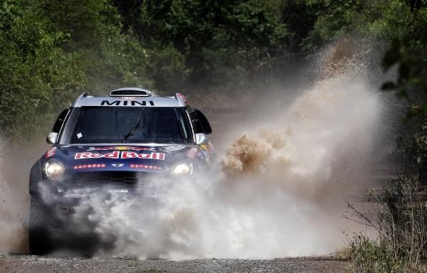 2015-01-15t213727z_2105506705_gm1eb1g0fkk01_rtrmadp_3_rallying-dakar_reuters