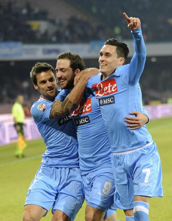 2013-12-15t211818z_120475656_gm1e9cg0ekq01_rtrmadp_3_soccer-italy_reuters